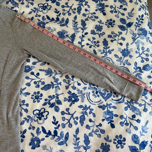 Women's North Face Light Gray Heather Urban Navy Trivet Pullover Hoodie Size S - Picture 13 of 15